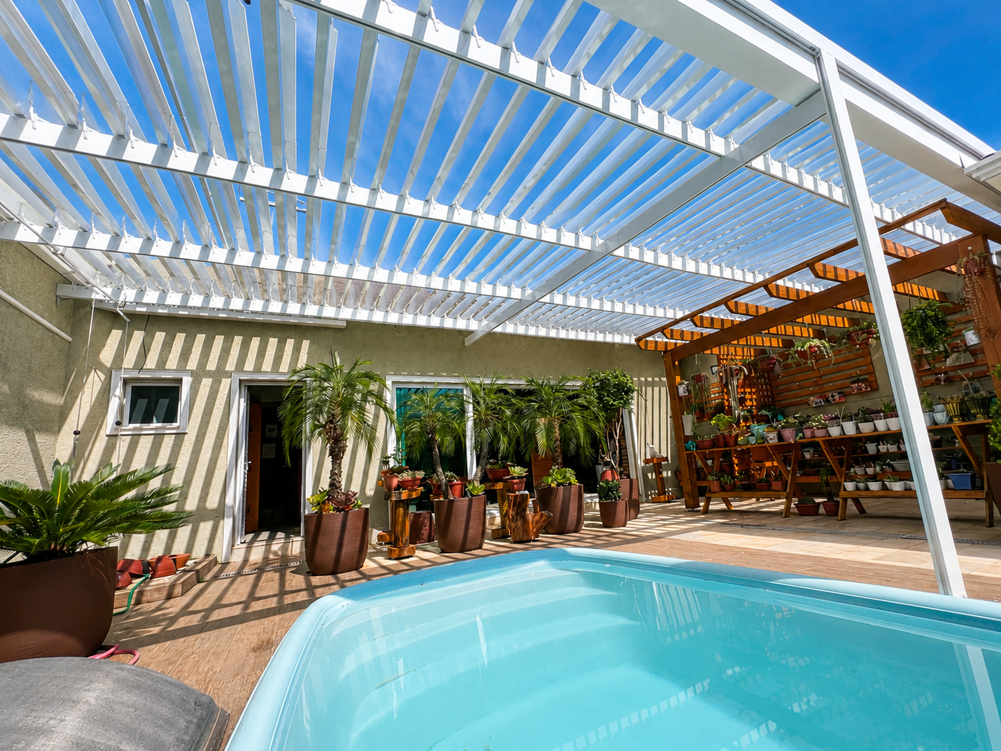 Cobertura para Piscina: Tipos, Preços e Qual a Melhor Opção [2026]